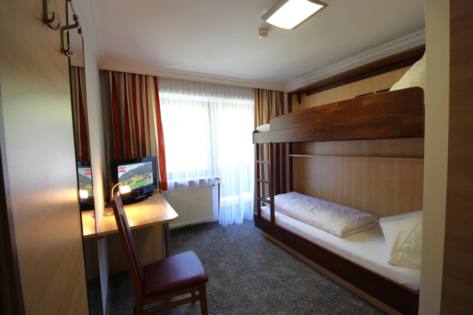 Hotel Sommerer - Inklusive Joker Card Im Sommer Saalbach-Hinterglemm Exterior photo
