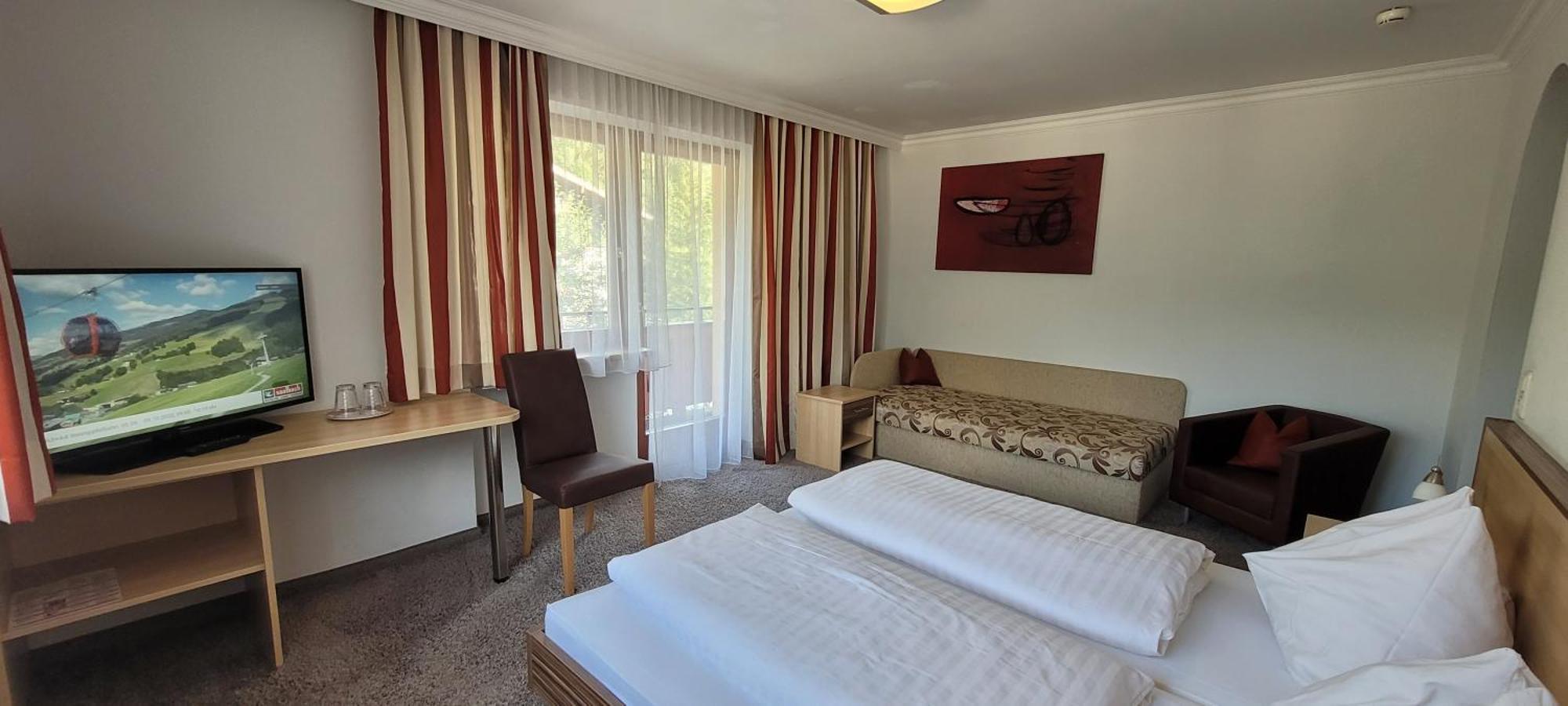 Hotel Sommerer - Inklusive Joker Card Im Sommer Saalbach-Hinterglemm Exterior photo